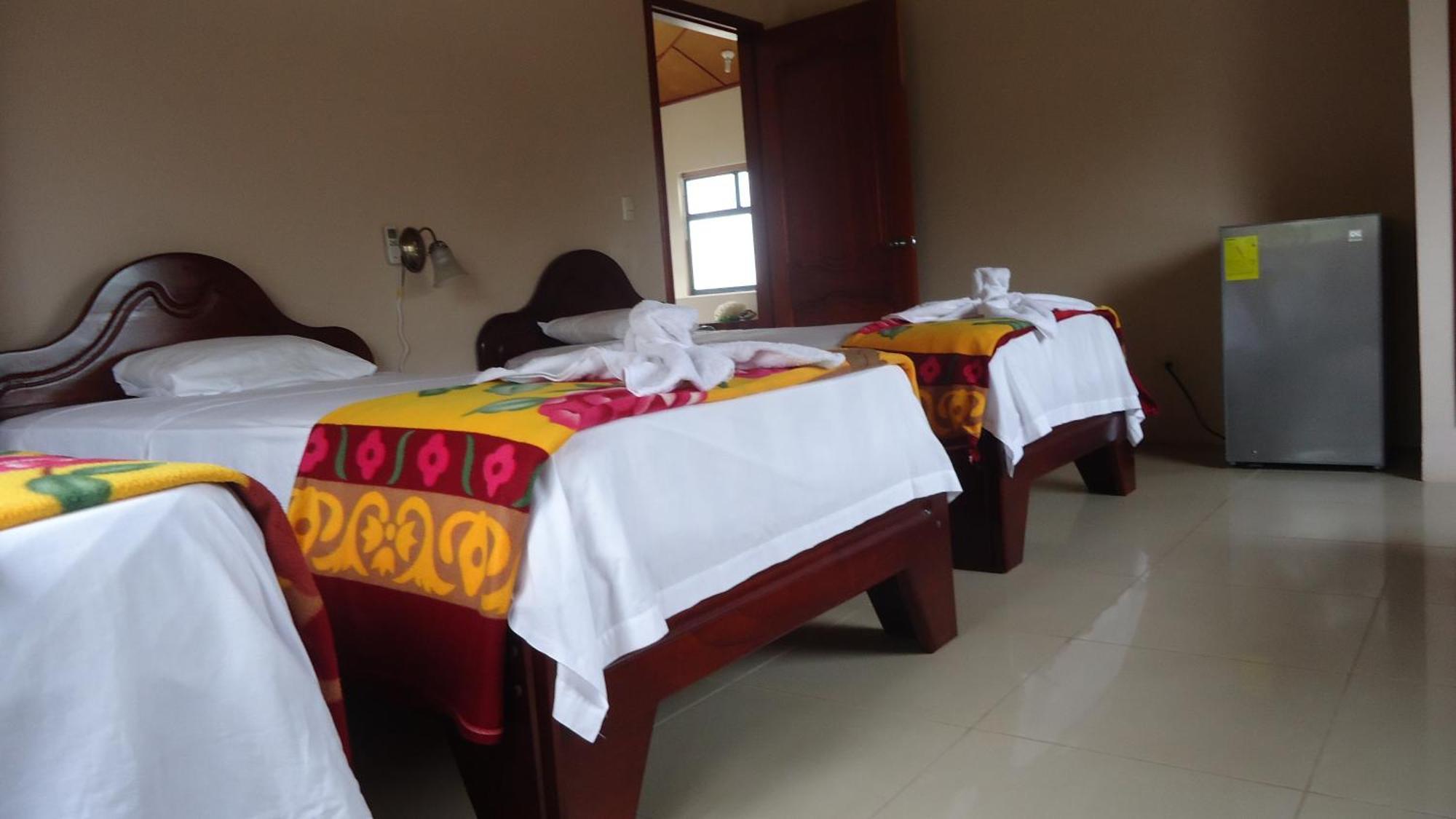 Casa Los Delfines Hotel ปวยร์โต วิลยามิล ภายนอก รูปภาพ
