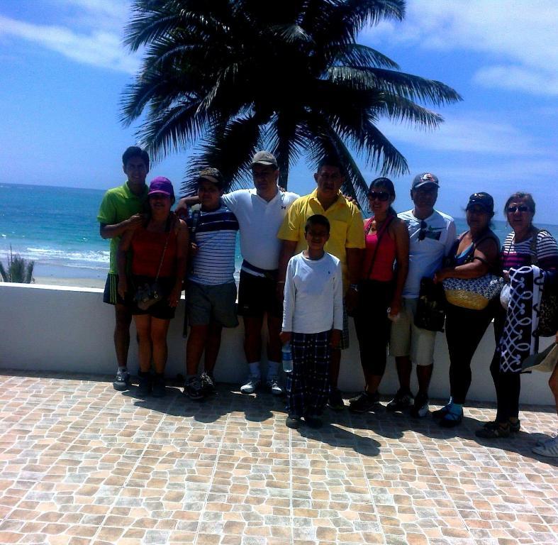 Casa Los Delfines Hotel ปวยร์โต วิลยามิล ภายนอก รูปภาพ